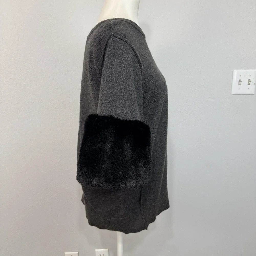 Michael Michael Kors Sweater‎ Womens Medium Gray Faux Fur Sleeve Trim Pullover
